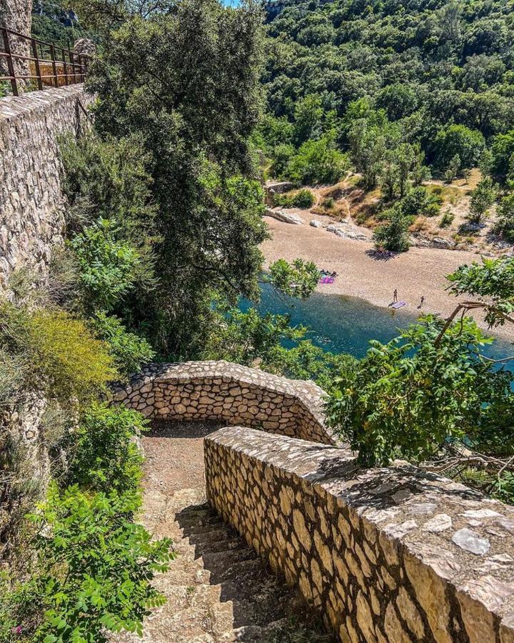 Appartamento Entre Uzes Et Le Pont Du Gard Le Cocon De Sophia A Deux Pas Des Gorges Du Gardon Collias Esterno foto